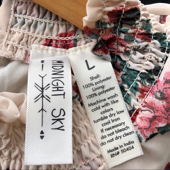 Midnight sky mock neck sleeveless blouse - Picture 2 of 2